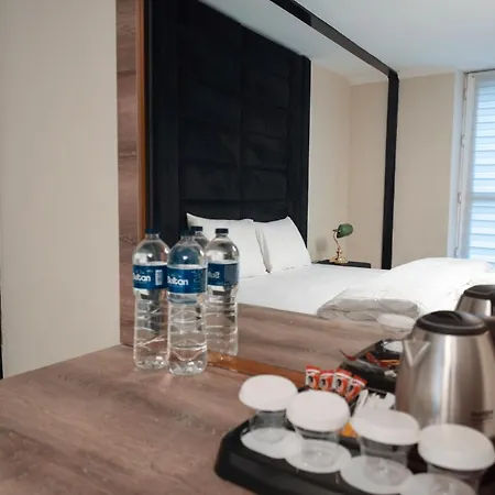 Ay Hanedan 3* بورصة