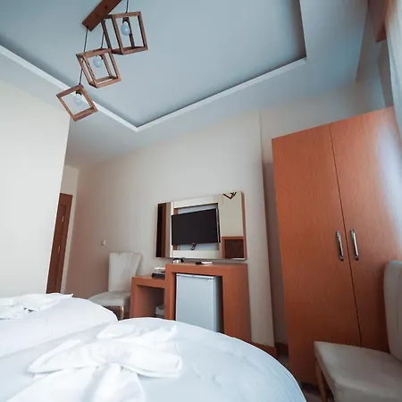 Hotel Ay Hanedan